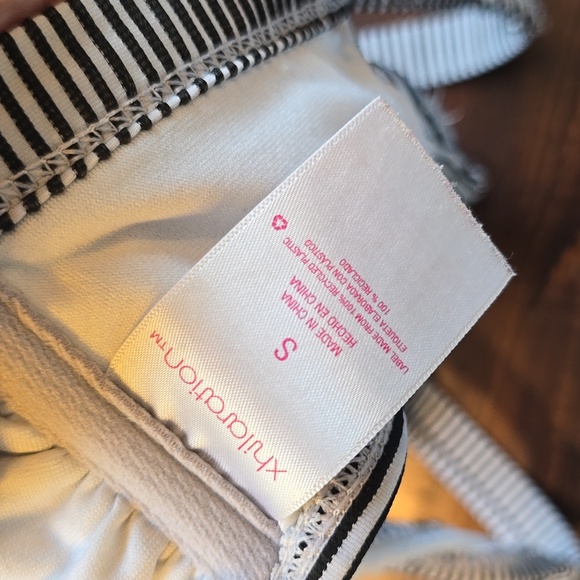 Xhilaration Striped Monochrome Swim Top - Picture 2 of 2